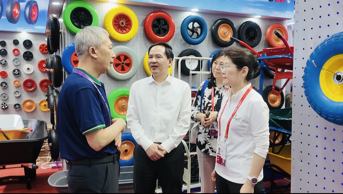 重要新闻：领导关怀赋能发展 星宇品牌闪耀广交会